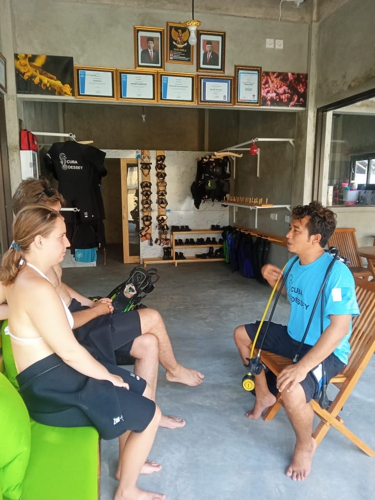 Professional guidance — enter the water with 100% confidence