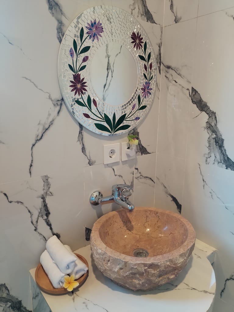Bathroom at Pondok Idaman — view 2