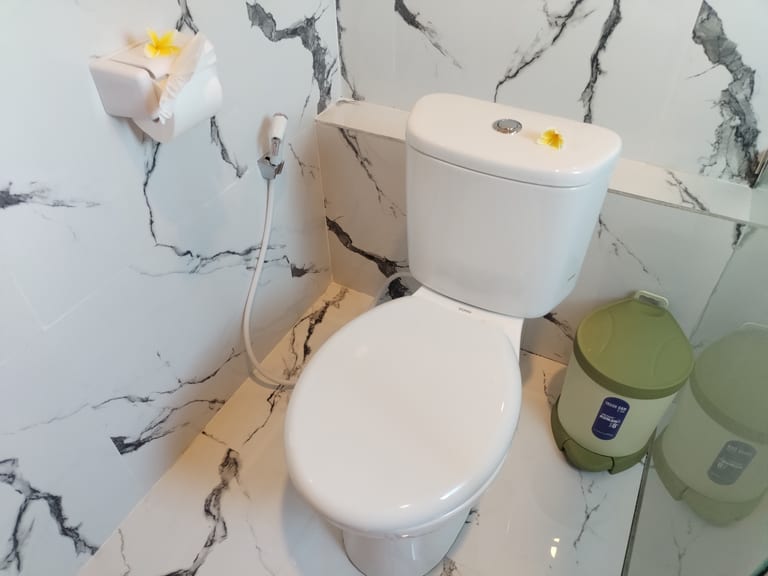 Bathroom at Pondok Idaman — view 4