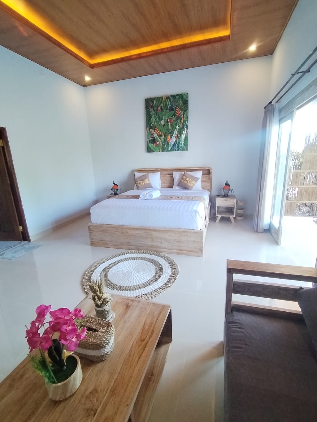 Deluxe Sea-View Room at Pondok Idaman, Amed — slightly more spacious
